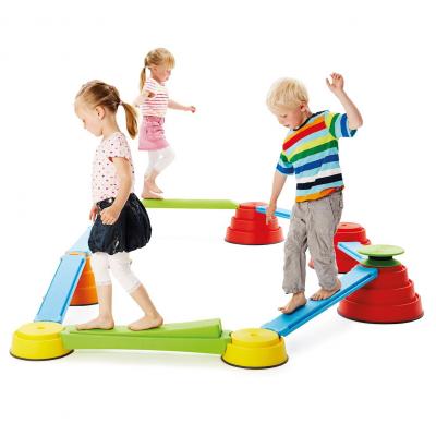 Build N'Balance - Medium Set - fördert den Gleichgewichtssinn der Kinder