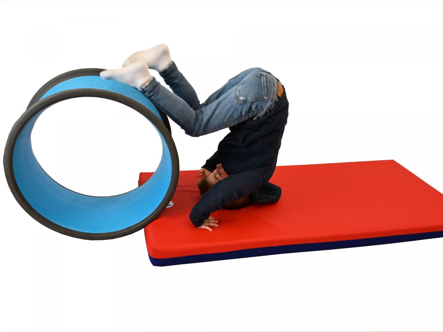 BodyWheel-Anwendungen - Mit dem Body Wheel von GONGE erleben Kinder in allen Altersstufen und Erwachsene neue, spannende körperliche Aktivitäten und Herausforderungen. BodyWheel-Anwendungen - Balancier-, Spiel- und Turngerät für die Motorik
