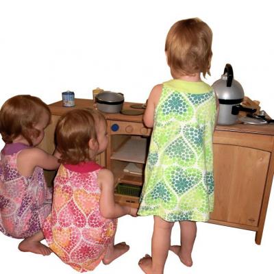 Spielküche Kinderküche-Frieda 3-teilig - In liebevoller Detailarbeit für großen Spielspaß hergestellt