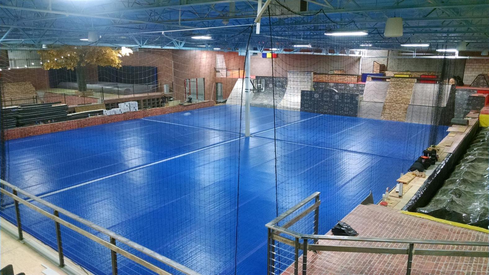AirTrick - Trampolinflächen - Die dicke und breite Oberfläche erzeugt einen Bounce wie kein anderer Boden und ist damit ideal für Anfänger und Fortgeschrittene, um darauf zu üben. AirTrick - Trampolinflächen - für Tricking und Freerunning - original Airtrack Factory