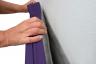 Prallschutzmatten-Wandbefestigung-lila - Prallschutzmatten für Wände sowohl für den Innen- als auch für den Außenbereich