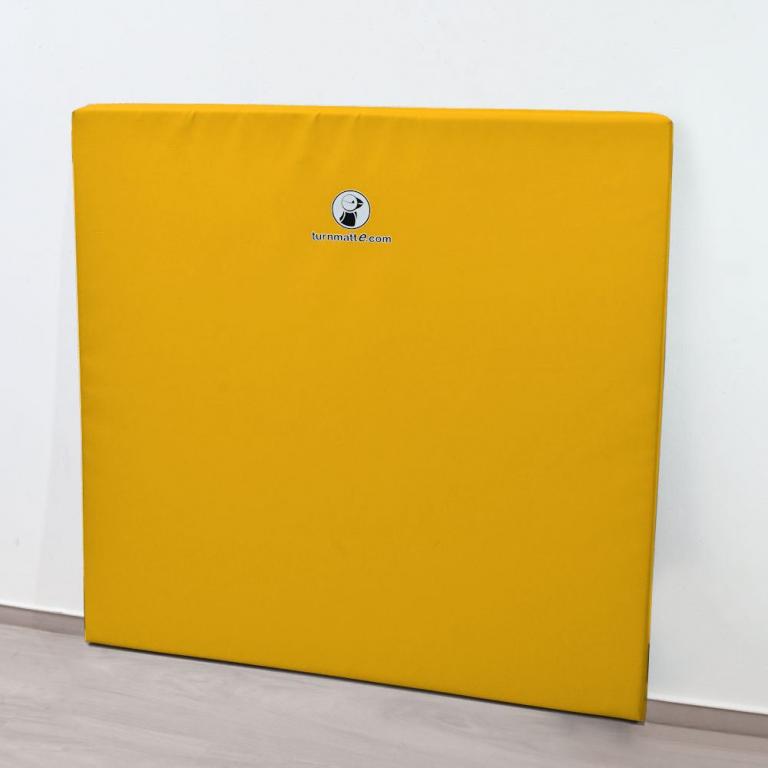Prallschutzmatten-Wand-gelb - für mehr Sicherheit bei Sport und Spiel
