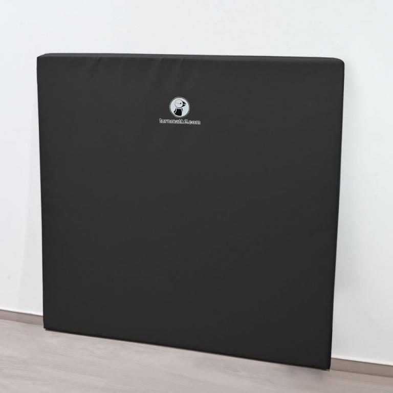 Prallschutzmatten-Wand-schwarz - für mehr Sicherheit bei Sport und Spiel