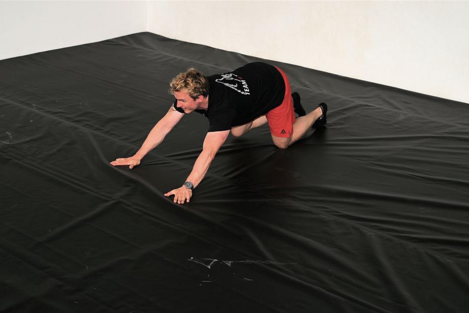 Bezug glatt streichen