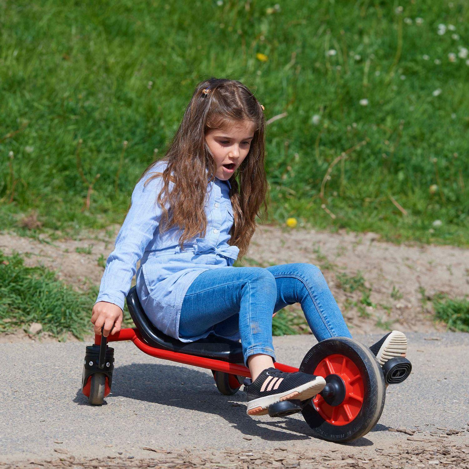 Mini Fun Racer - original Winther Viking - Die Außenfahrzeuge von Winther Vinking gehören zum Besten, was es im Bereich "Fahrzeuge für Kinderinstitutionen" gibt.  Mini Fun Racer - original Winther Viking - Institutionsfahrzeuge in hoher Qualität