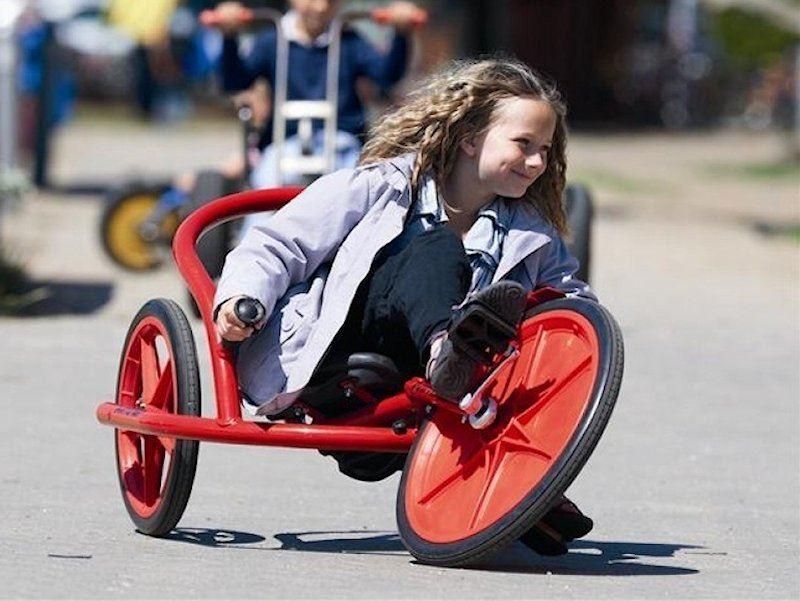 U-Rider Aktion - Die Außenfahrzeuge von Winther Vinking gehören zum Besten, was es im Bereich "Fahrzeuge für Kinderinstitutionen" gibt. Qualität und Haltbarkeit sind unübertroffen. U-Rider Aktion - Winther Viking Institutionsfahrzeug in hoher Qualität