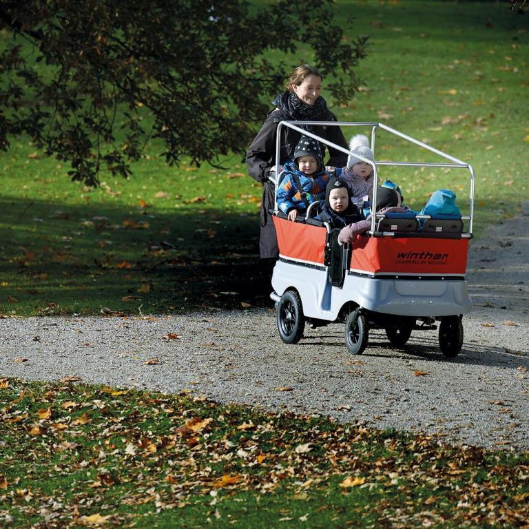 Winther Turtle Kinderbus - für Tagesmütter oder Kitas - Platz für 6 Kinder im Alter bis zu 3 Jahren