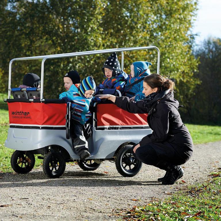 Winther Turtle Kinderbus - Ausflug - Platz für 6 Kinder im Alter bis zu 3 Jahren